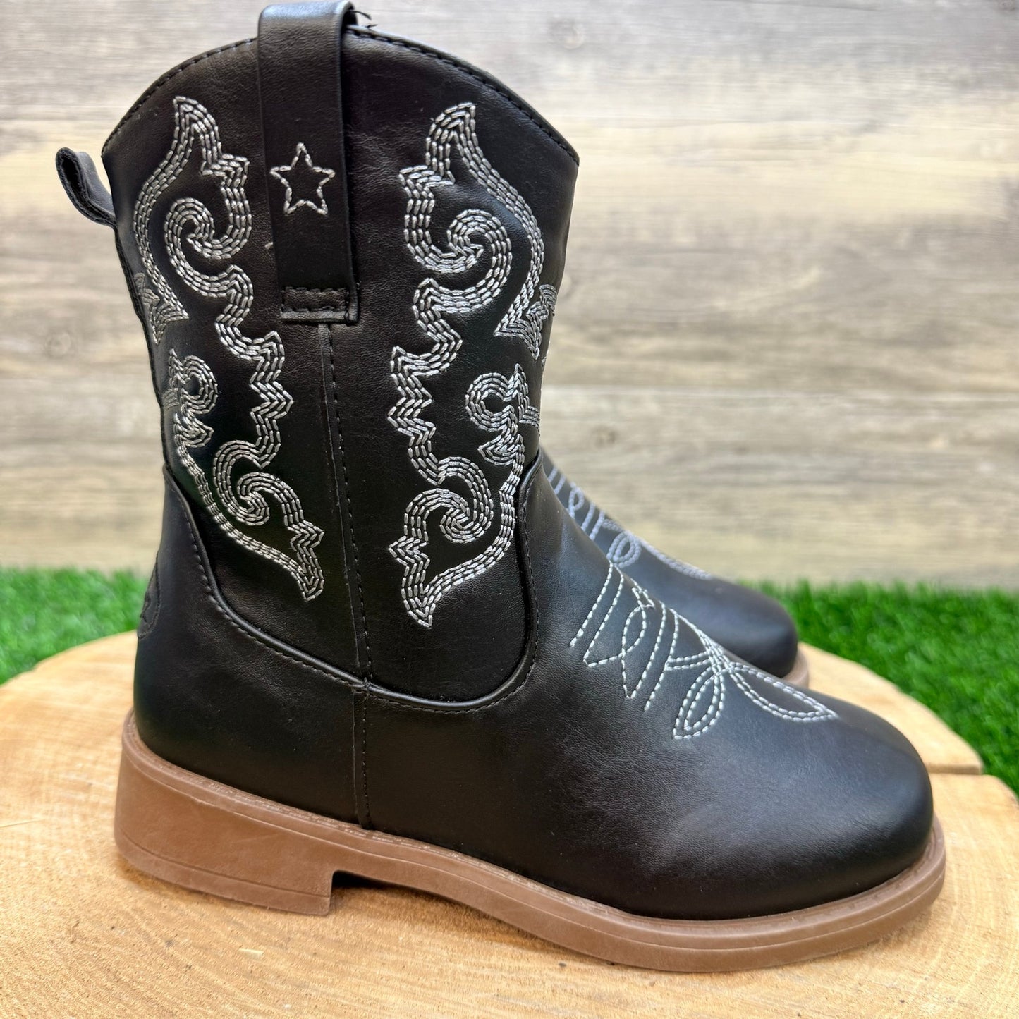 NEW Pawz Youth - Size 1 - Black Western Faux Leather Cowboy Boots