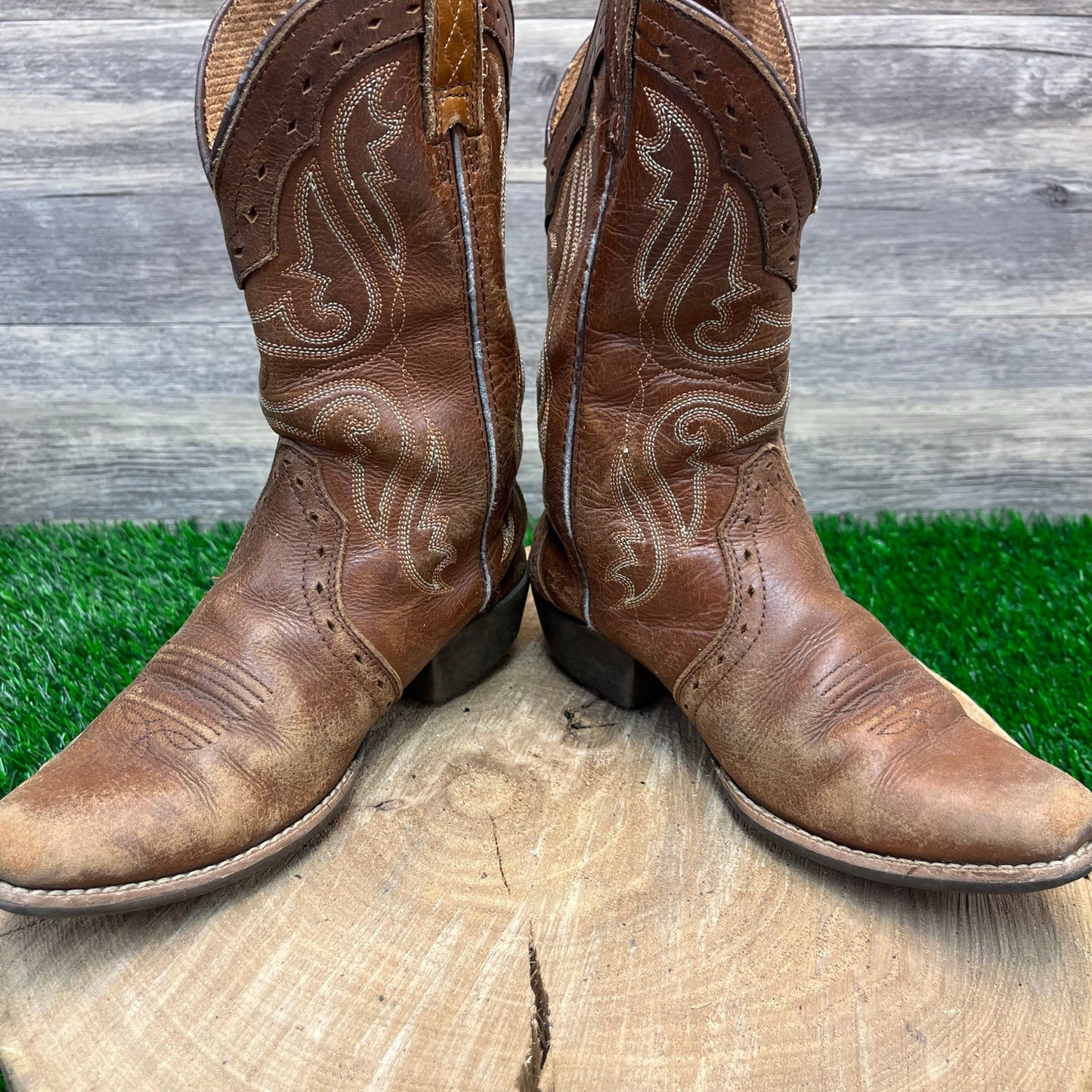 Ariat Youth - Size 13 - Brown Snip Toe Cowboy Boots