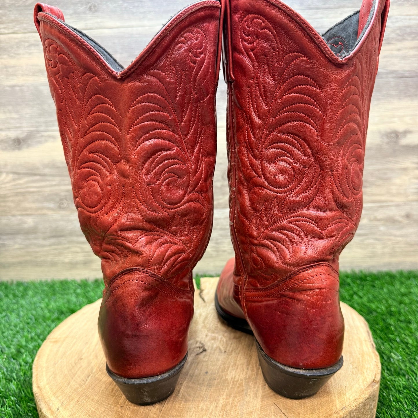Justin Women - Size 8M - Red Western Cowboy Boots