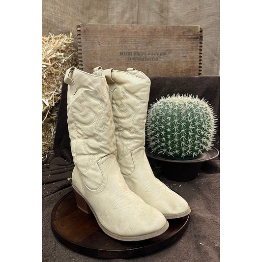 West Blvd Women - Size 6.5 - Cream Miami Cowboy Soft Faux Leather Cowboy Boots