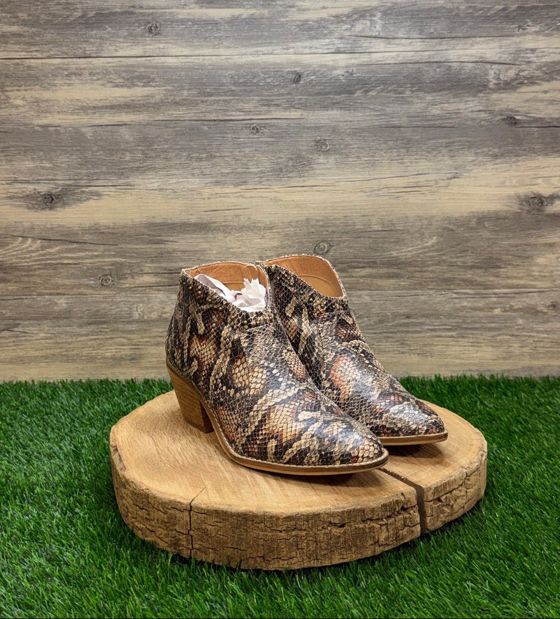 Boutique Women - Size 9 - Tan Faux Snake Ankle Boots Style Swifton