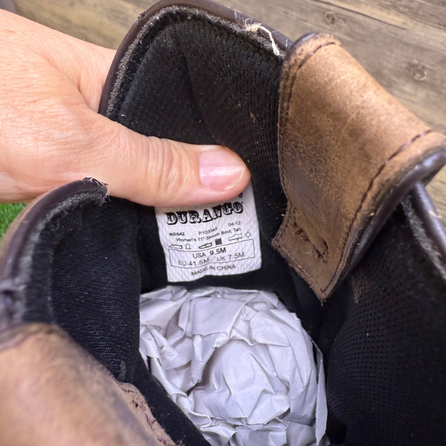 Durango Women - Size 9.5M - Brown Slouch Toe Plate Cowboy Boots Style RD542