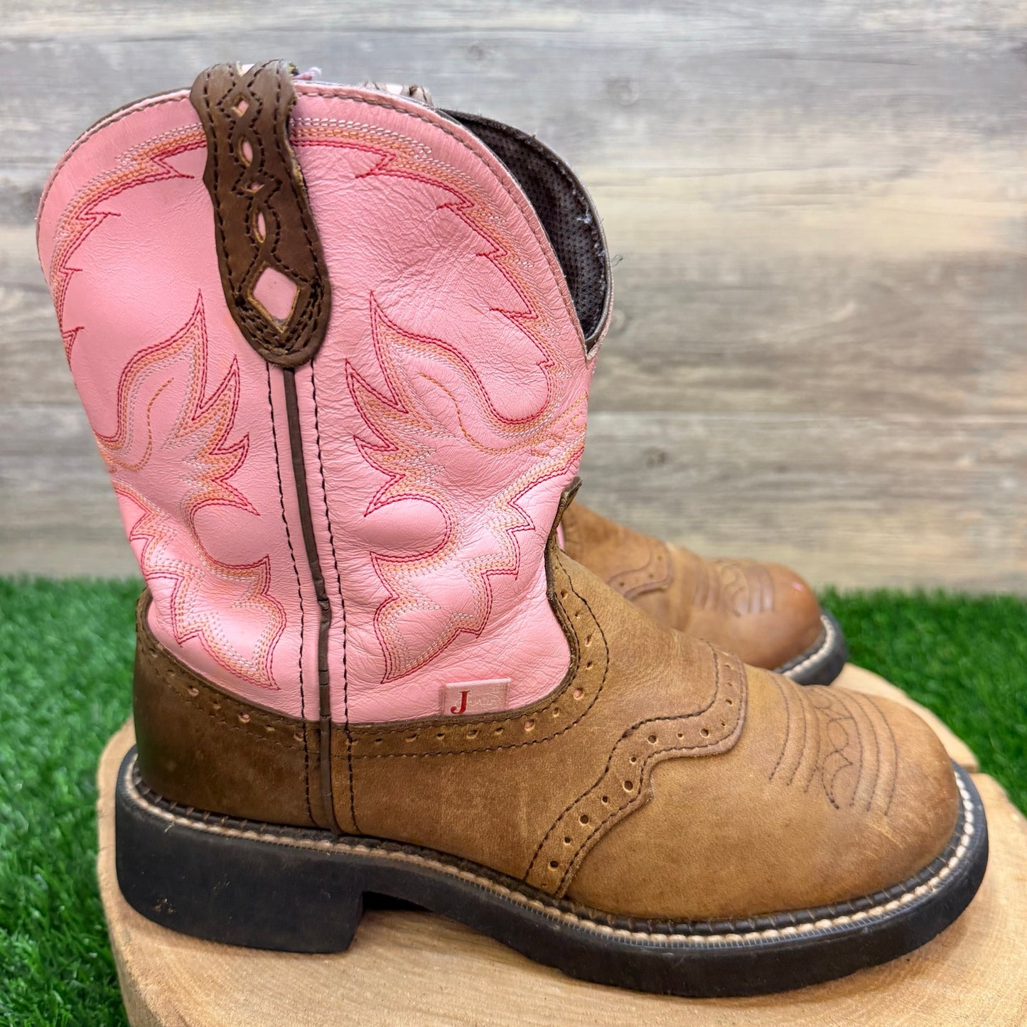 Justin Women - Size 8B - Brown / Pink Gypsy Cowboy Boots L9901
