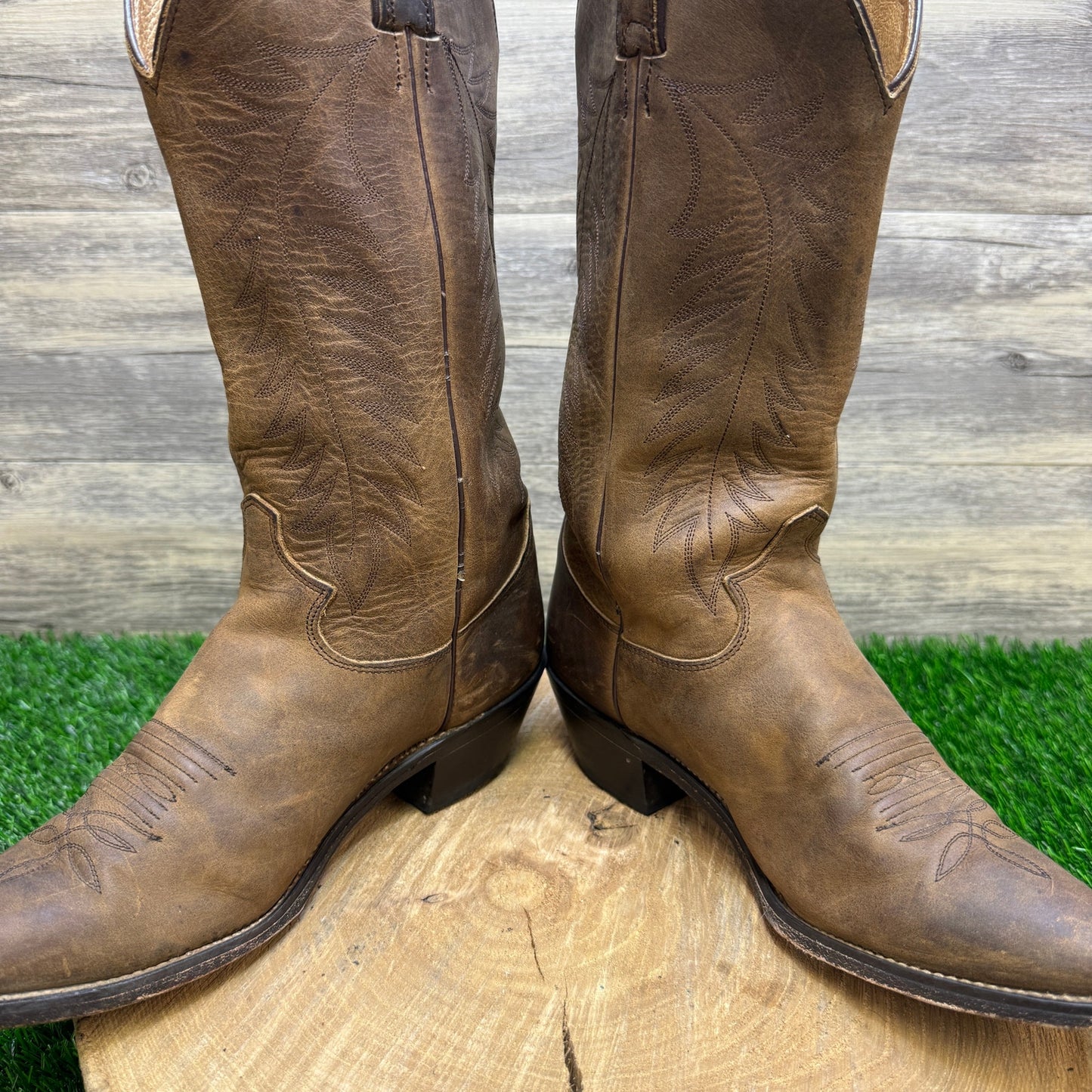 Justin Women - Size 8B - Brown Apache Cowboy Boots Style L4934