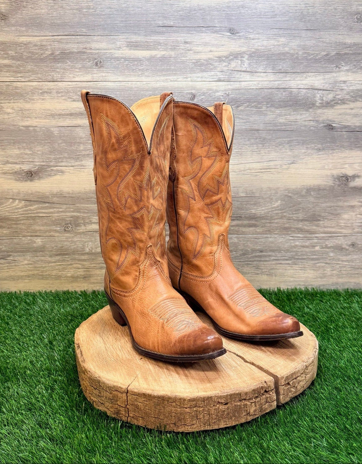 Nocona Women - Size 8B - Tan Snip Toe Western Cowboy Boots NL1600