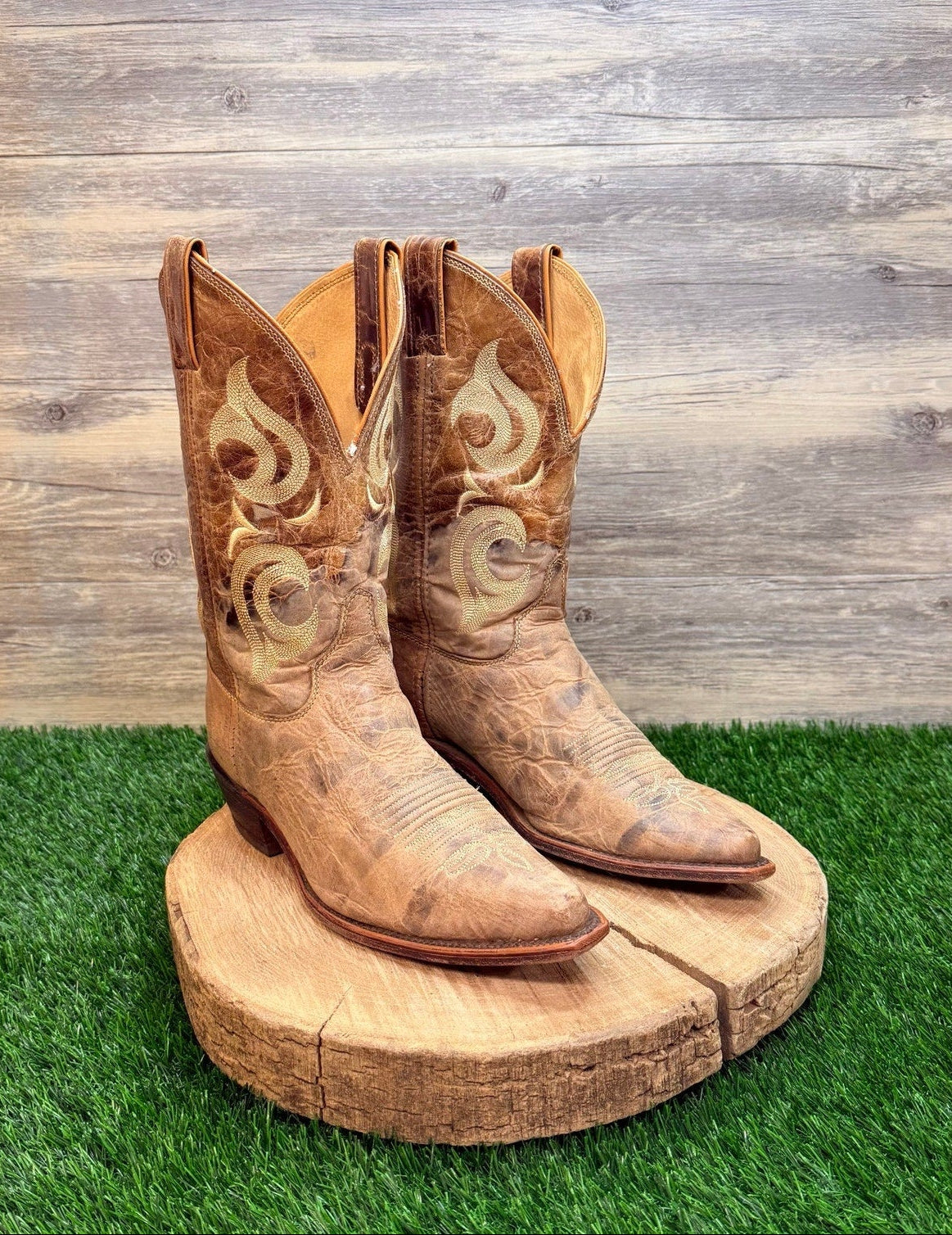 Justin Women - Size 9B - Distressed Brown Snip Toe Cowboy Boots BRL103
