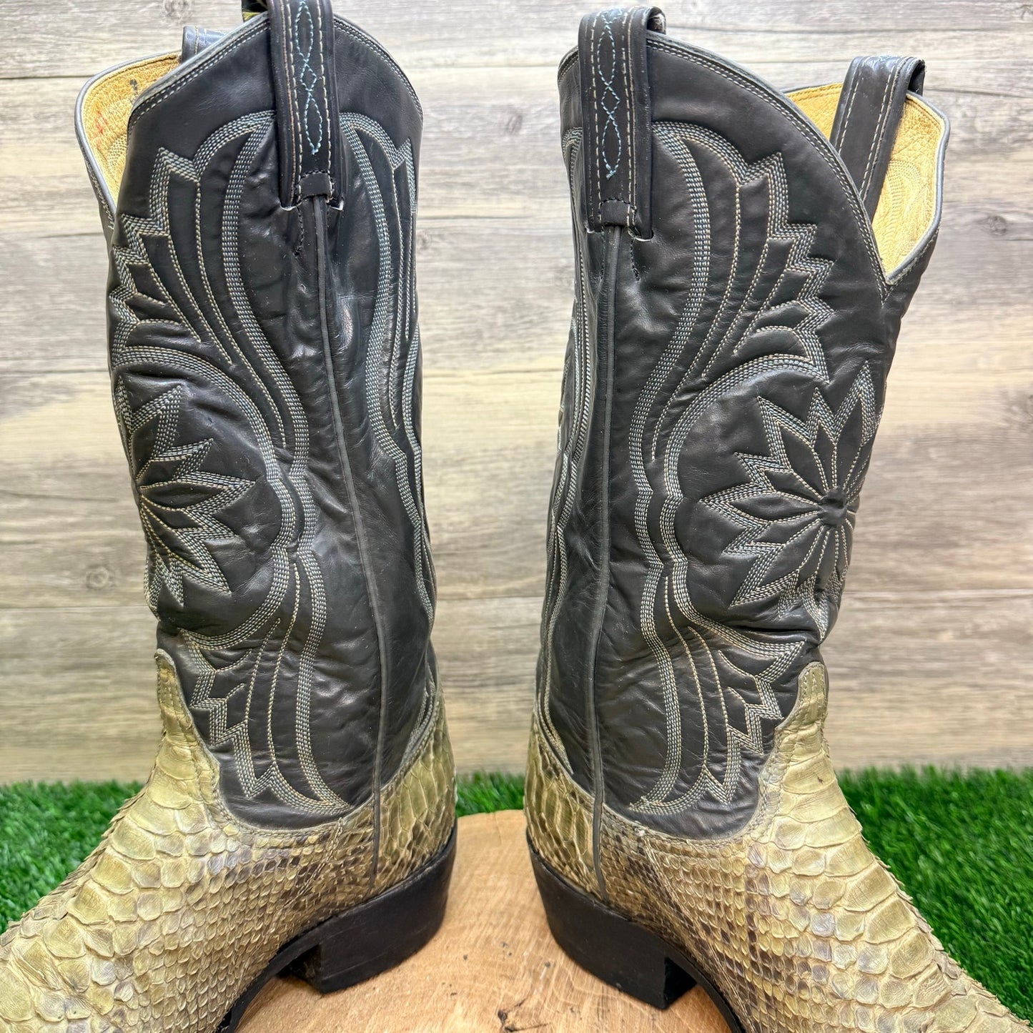Tony Lama Men - Size 8D - Vintage Gray Snake Western Cowboy Boots 8702