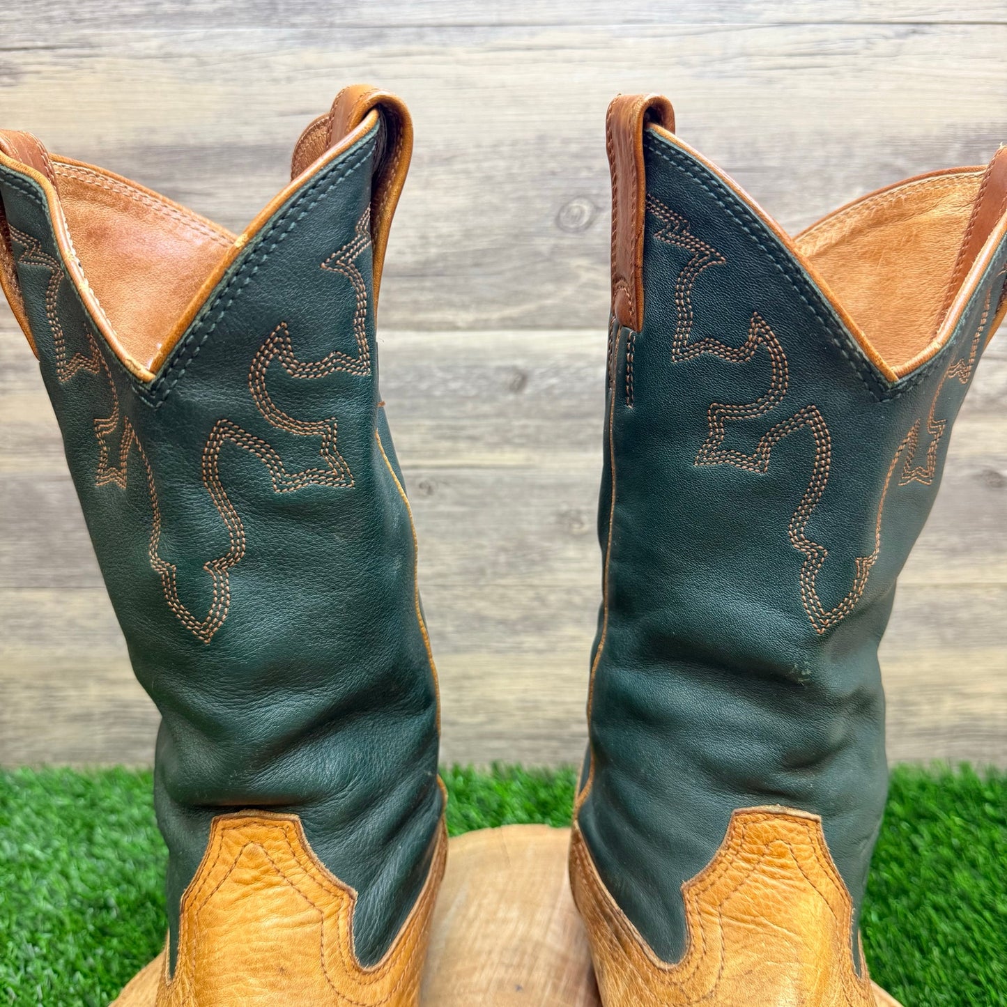 Ariat Men - Size 8 - Brown / Green ATS Tech Cowboy Boots 34289