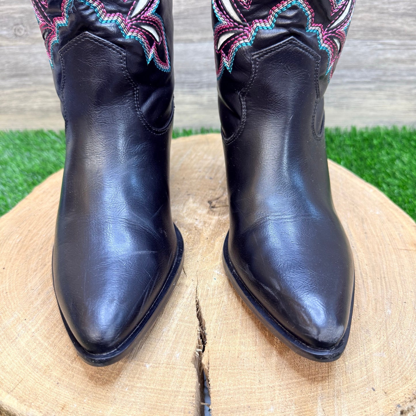 Forever 21 Women - Size 6 - Black / Pink Faux Leather Cowboy Boots 01261818
