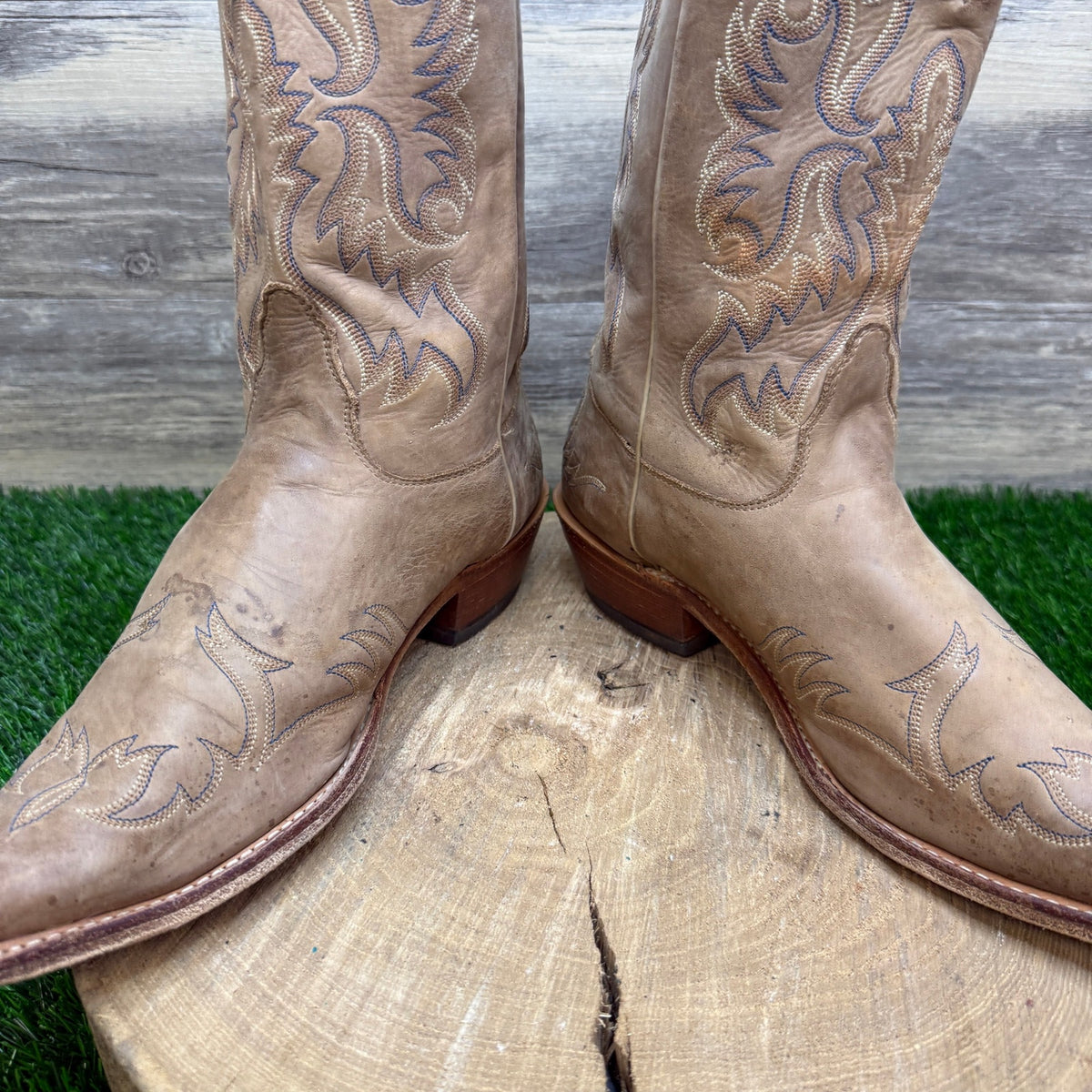 Nocona Men - Size 10B - Tan/Blue Stitching Western Cowboy Boots Style L02732