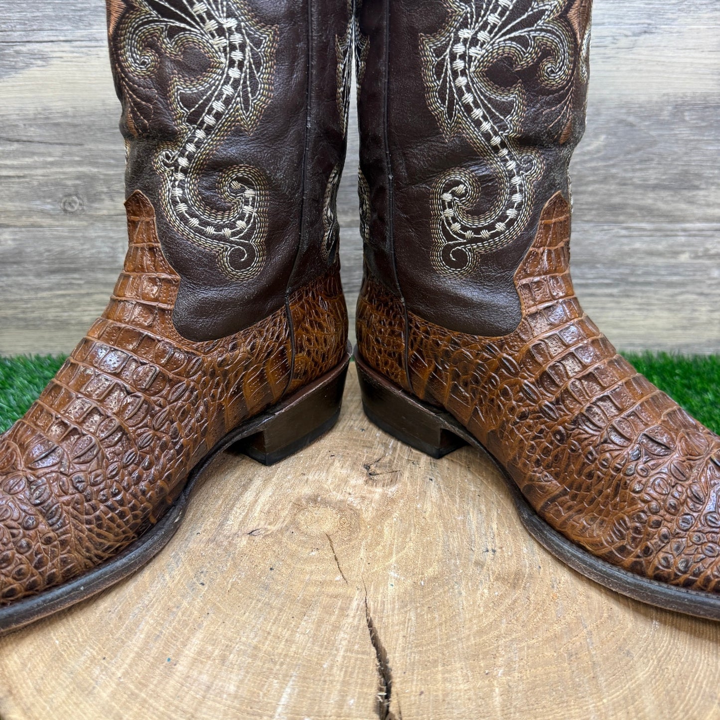 Ferrini Men - Size 10D - Brown Faux Hornback Gator Cowboy Boots Style 2506
