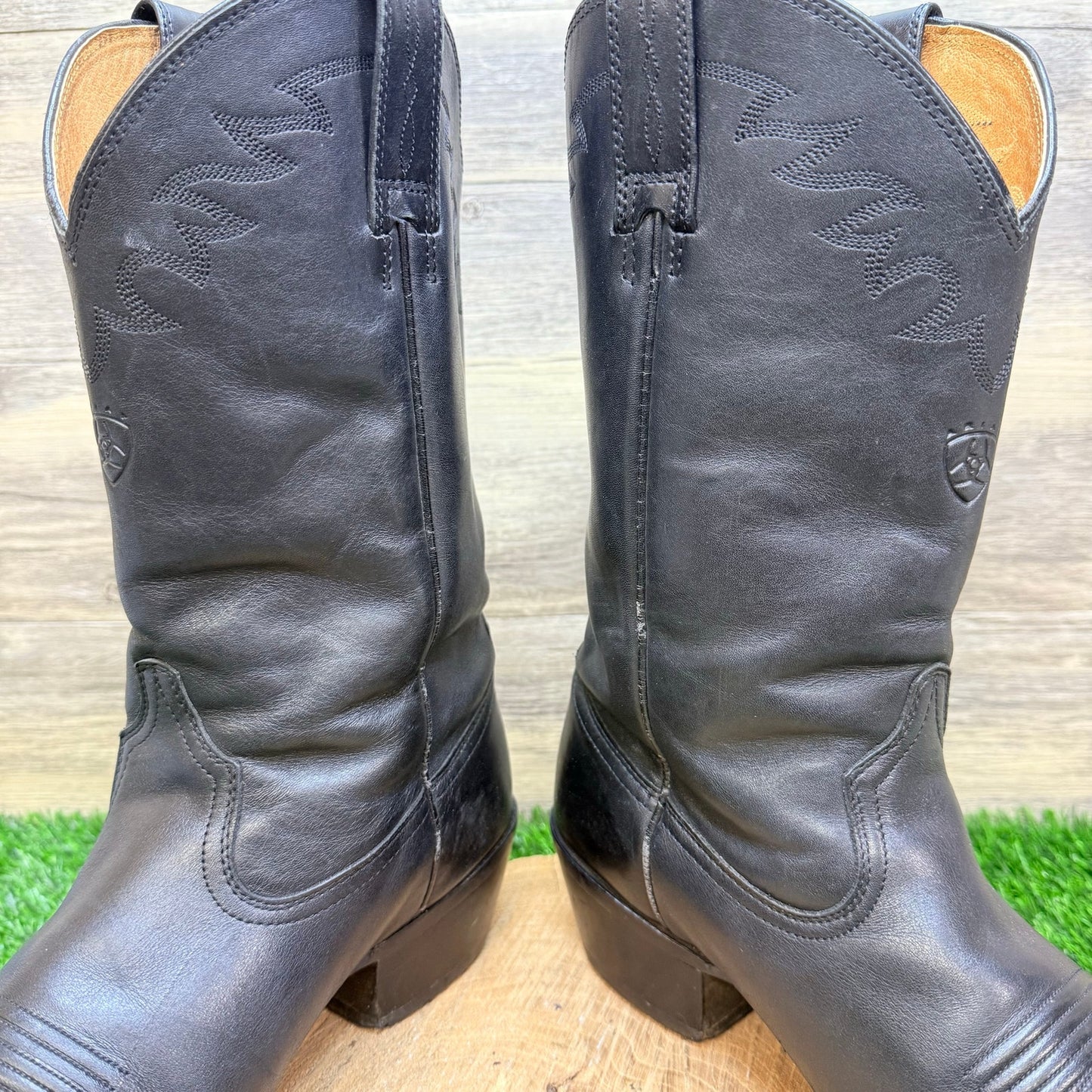 Ariat Men - Size 11EE - Black Heritage R Toe Cowboy Boots 10002192