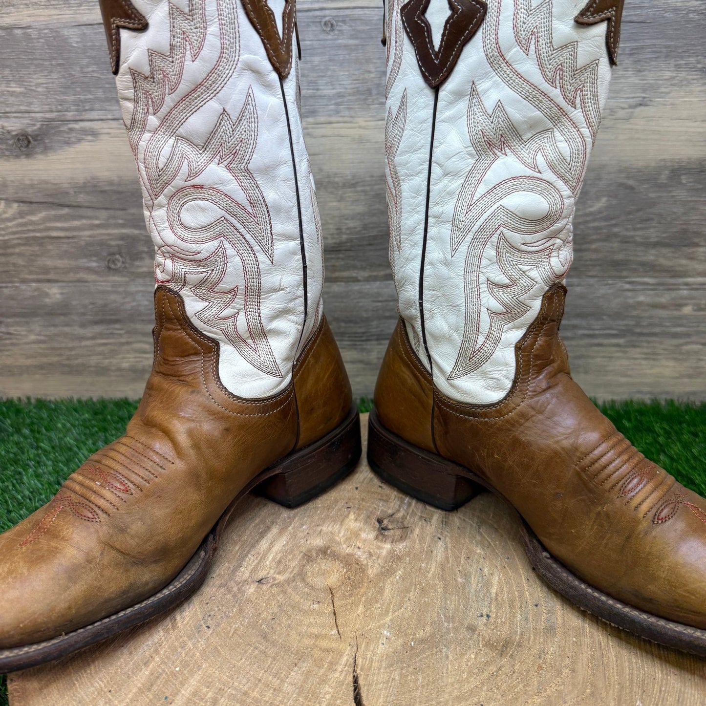 Resistol Ranch Women - Size 8B - Tan/White Square Toe Cowboy Boots M3603