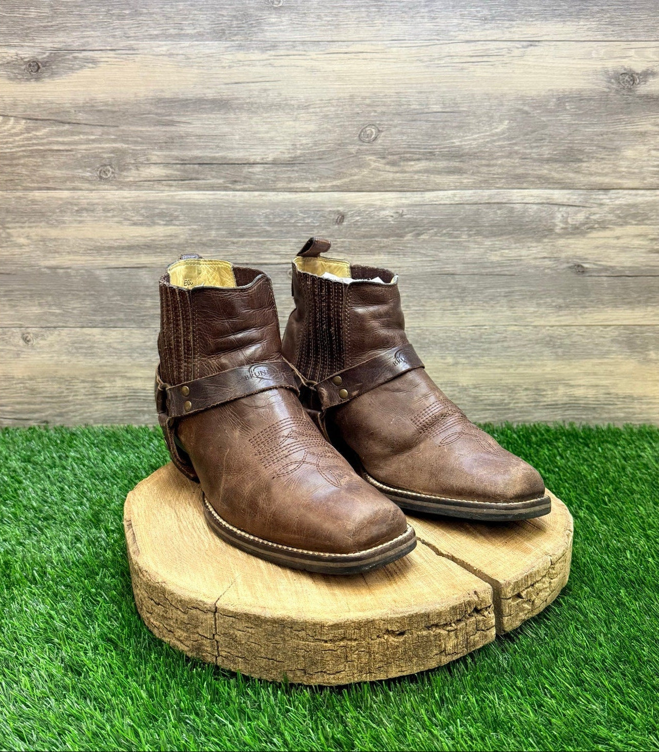 Brunellos Men - Size 9.5 - Brown Harness Square Toe Boots E002