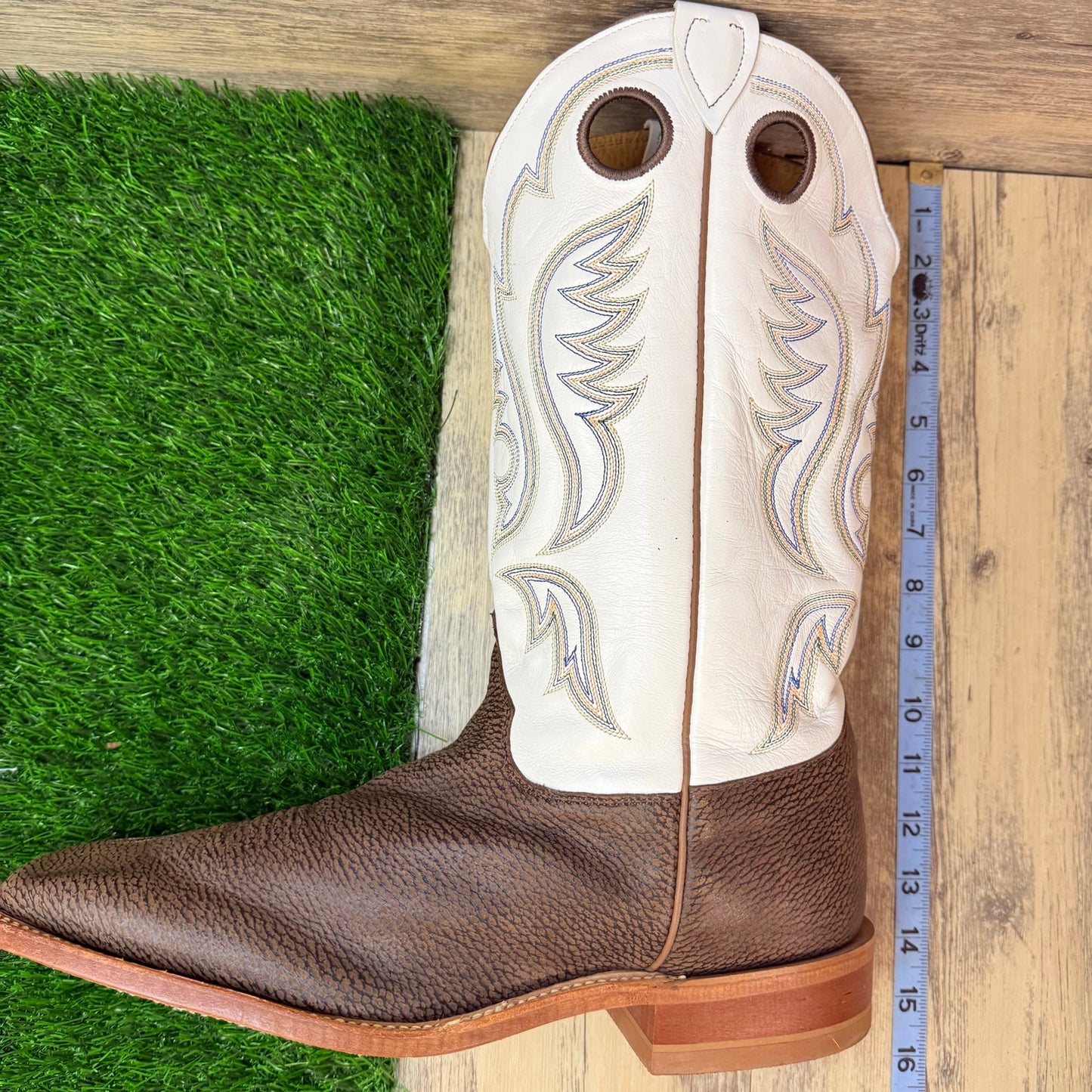 Justin Men - Size 13EE - Brown / White Bent Rail Square Toe Cowboy Boots BR305