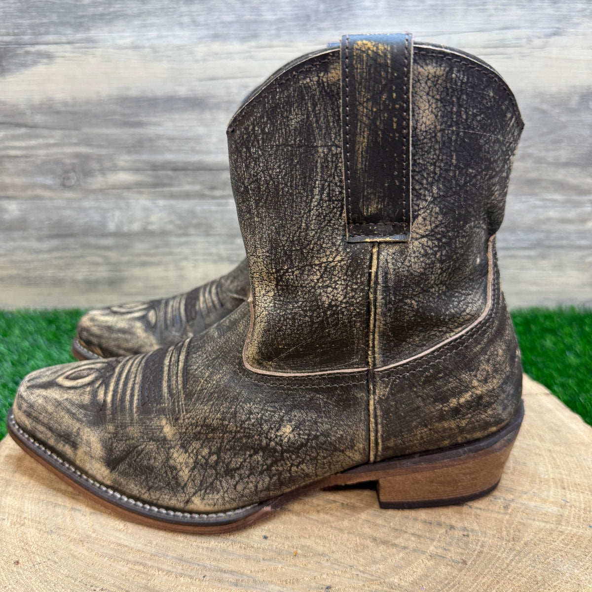 Roper Women - Size 7 - Distressed Brown Ankle Boots Style 0683