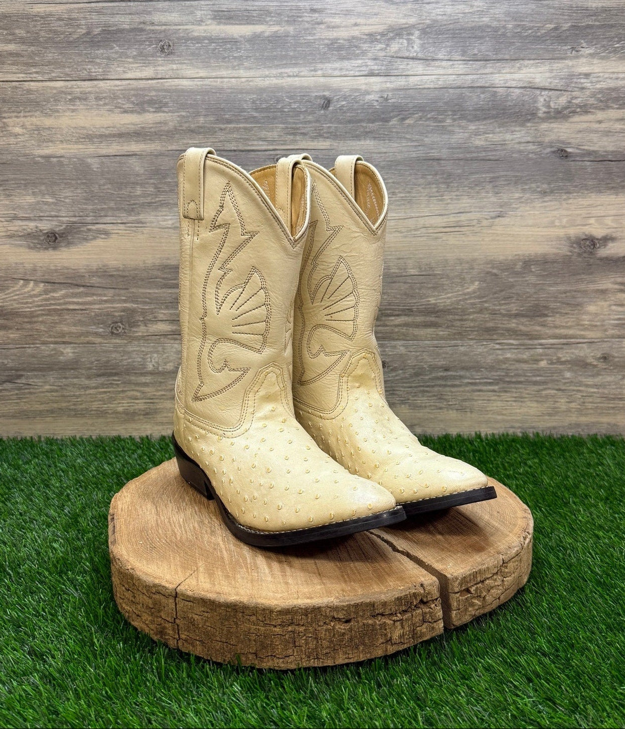 Acme Women - Size 5.5 - Vintage Cream Faux Ostrich Cowboy Boots 12128