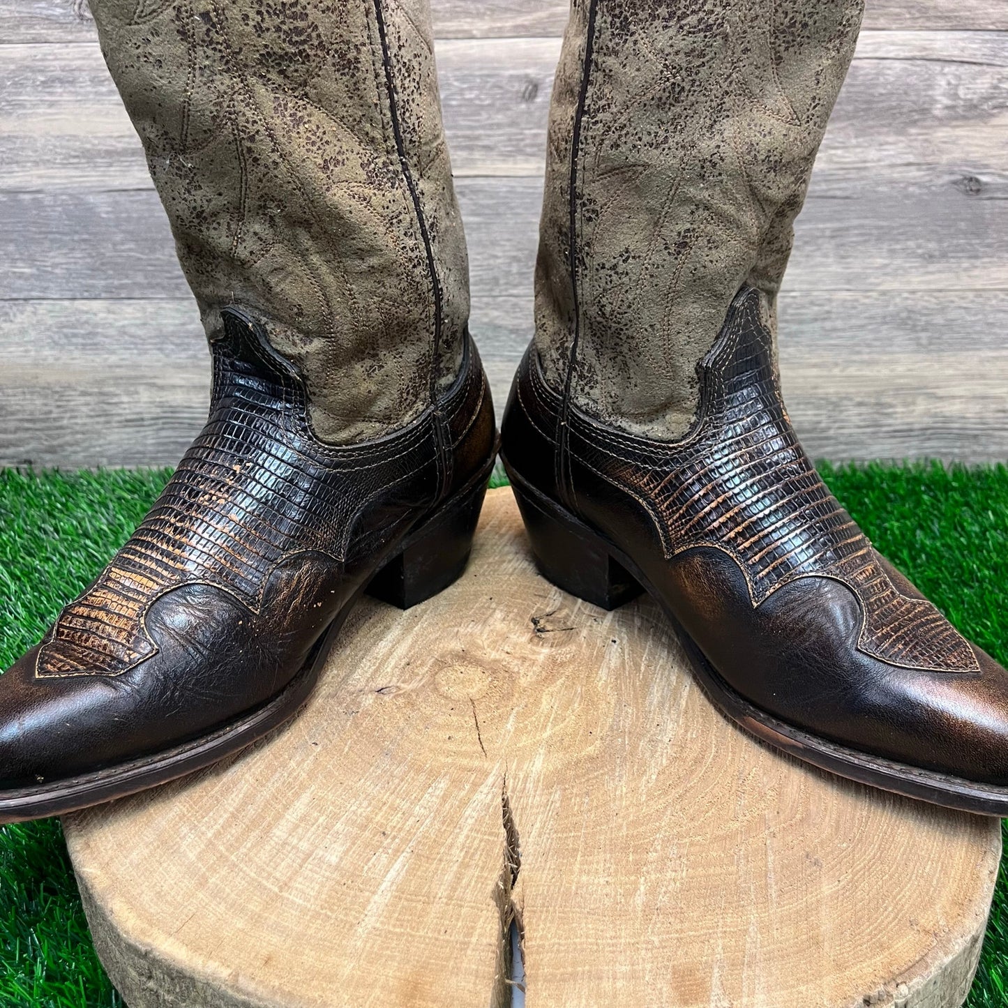 Durango Men - Size 7EE - Vintage Brown Lizard Print Cowboy Boots Style 09024