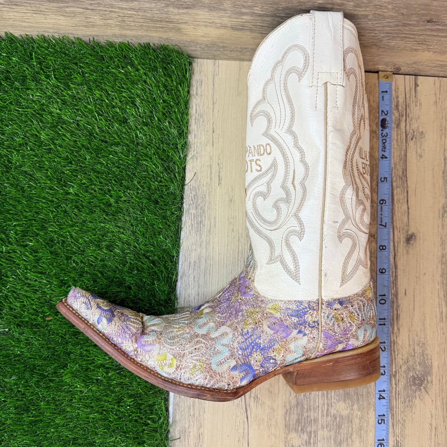 Villalpando Women - Size 8.5 - White / Purple Lace Mexico Pointed Cowboy Boots