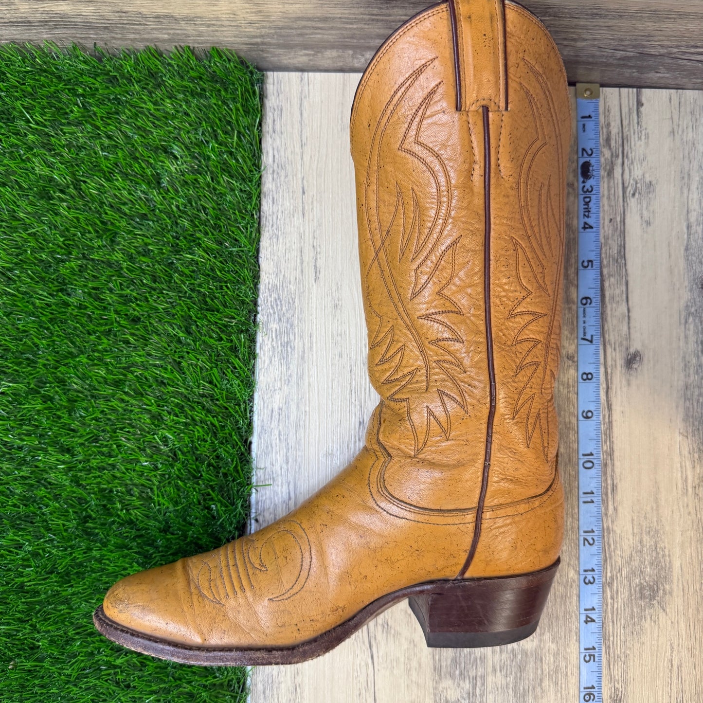 Justin Women - Size 7B - Vintage Marbled Sand Cowboy Boots Style L4127