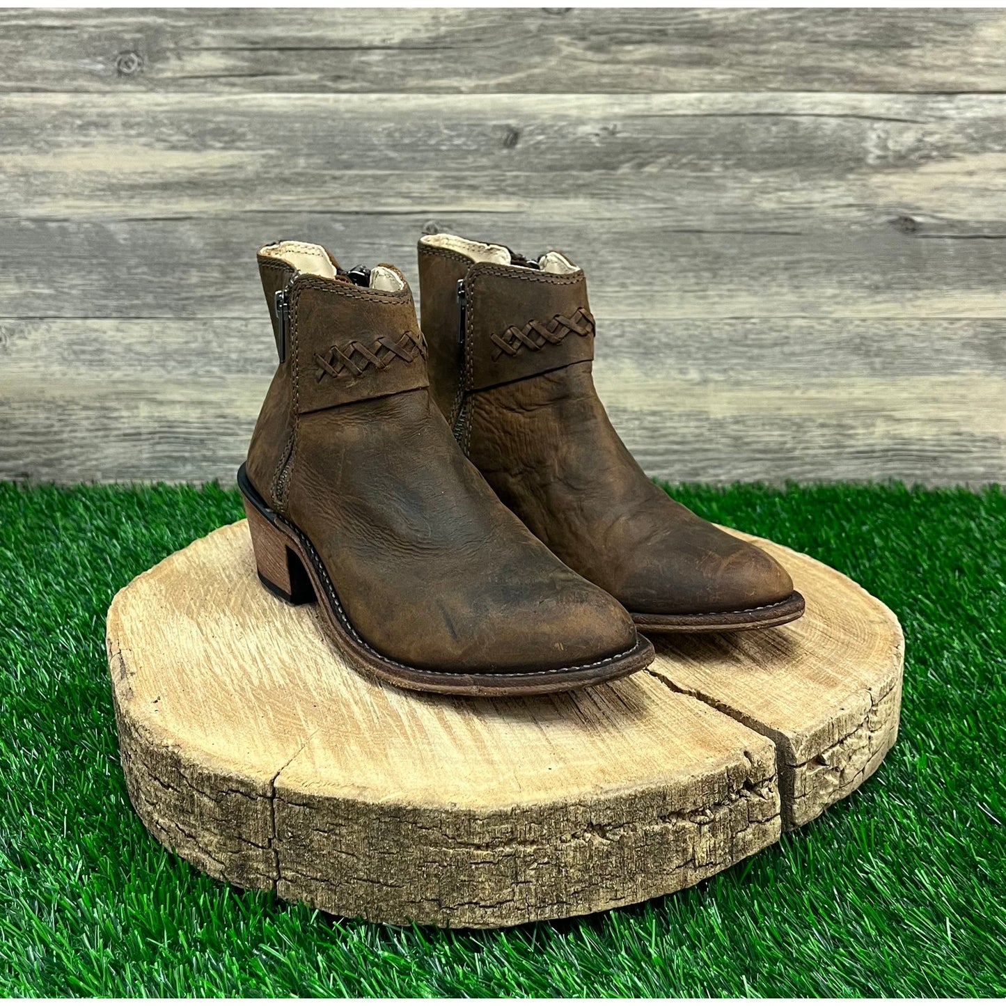 Old West Youth - Size 3D - Brown Ankle Boots Style CF8284