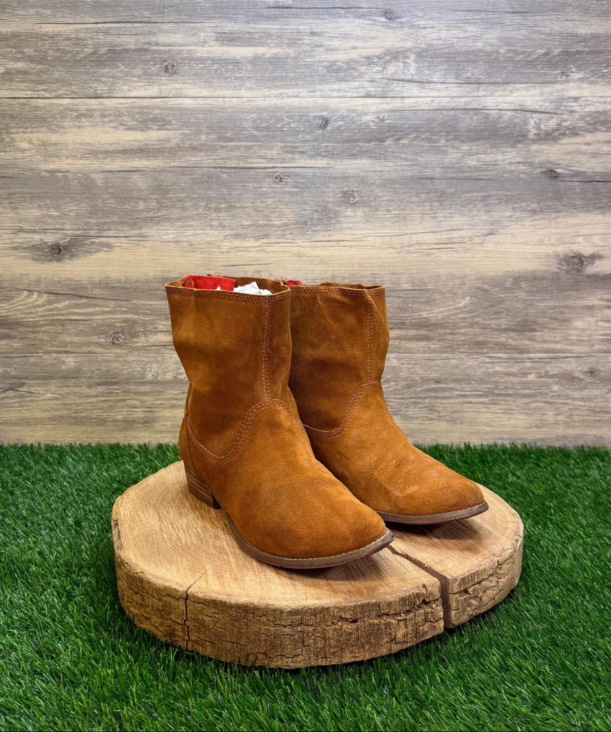 Dolce Vita Women - Size 6.5 - Tan Suede Ankle Boots
