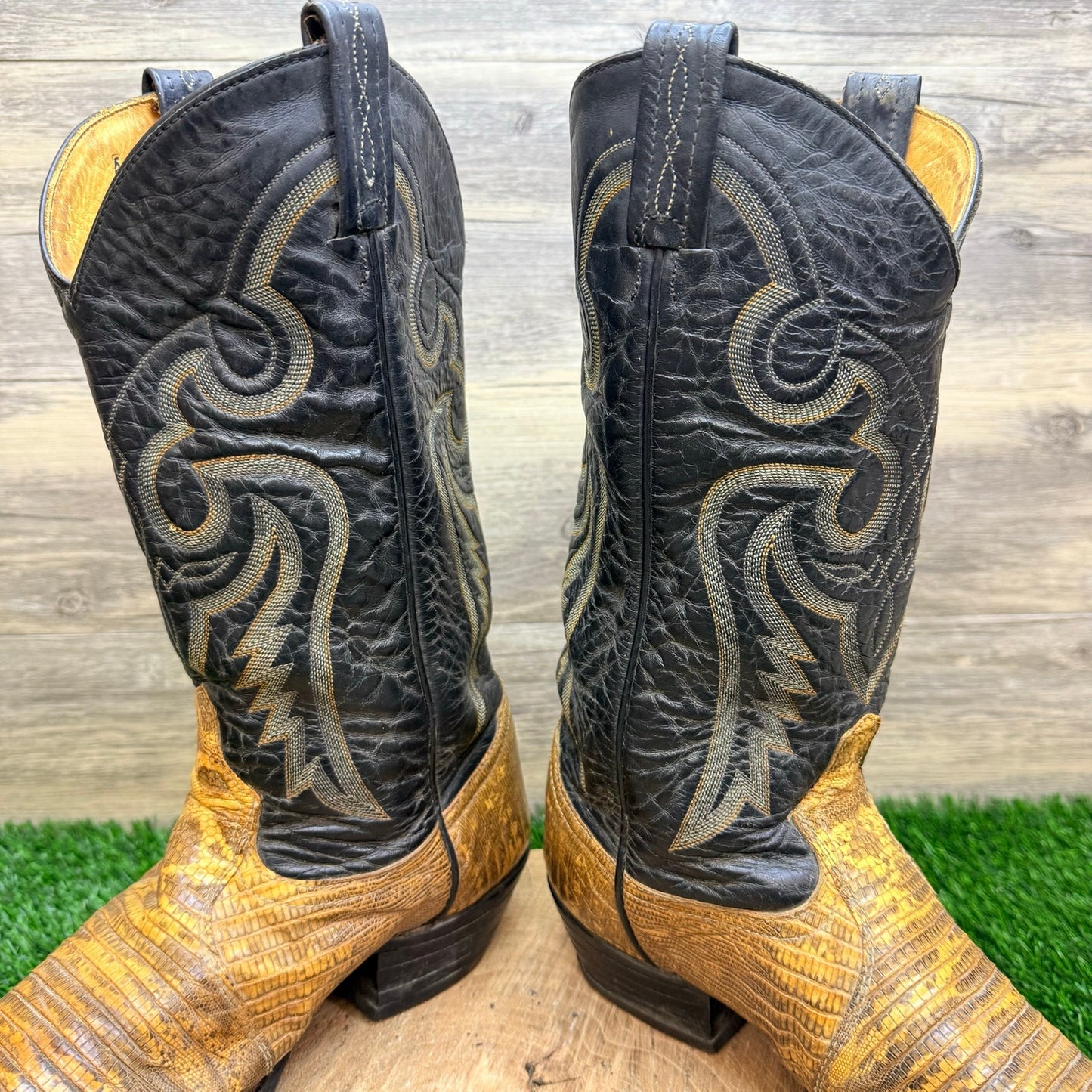 Tony Lama Men - Size 10D - Vintage Black / Tan Lizard Western Cowboy Boots 8883