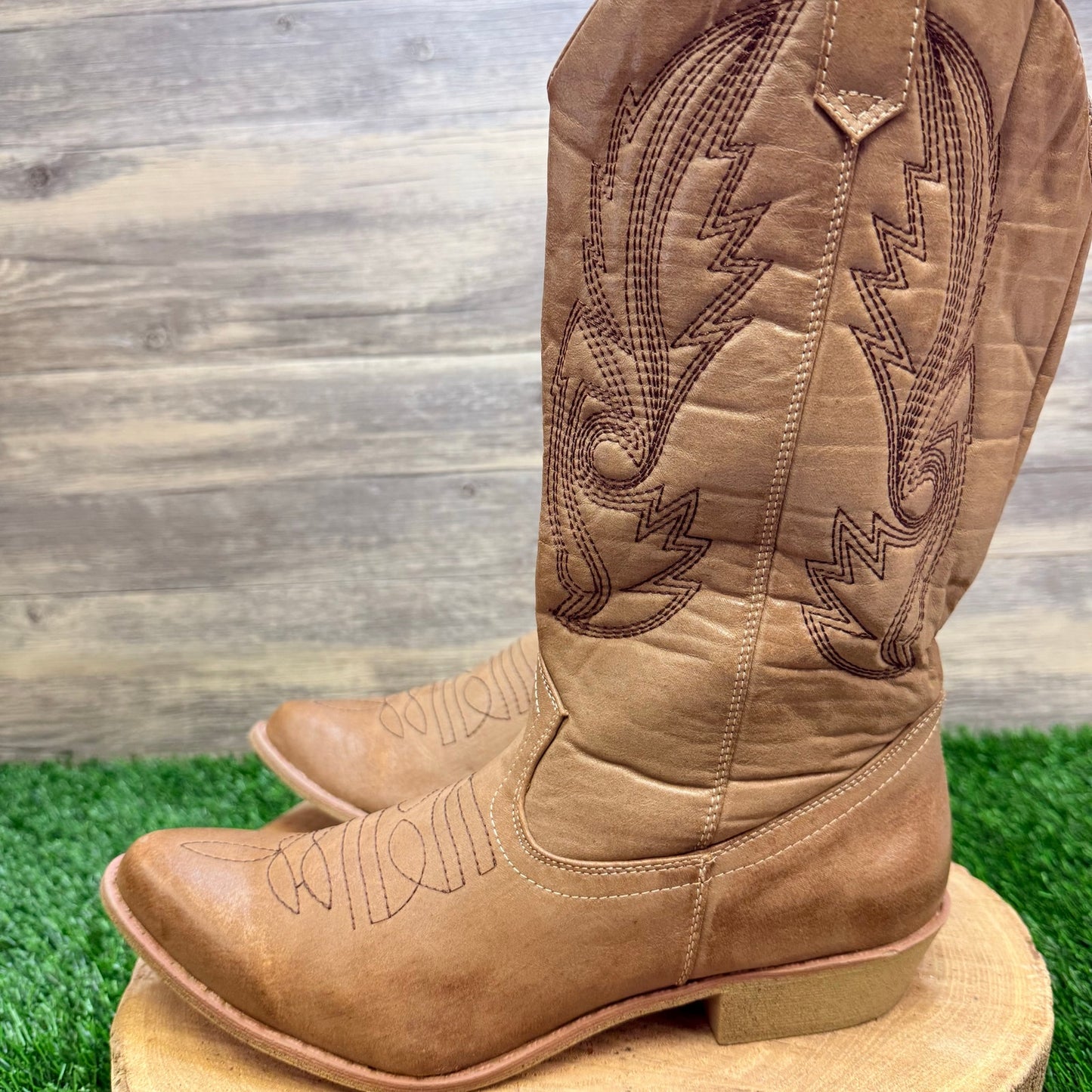 Coconuts Women - Size 11M - Tan Faux Leather Cowboy Boots Gaucho