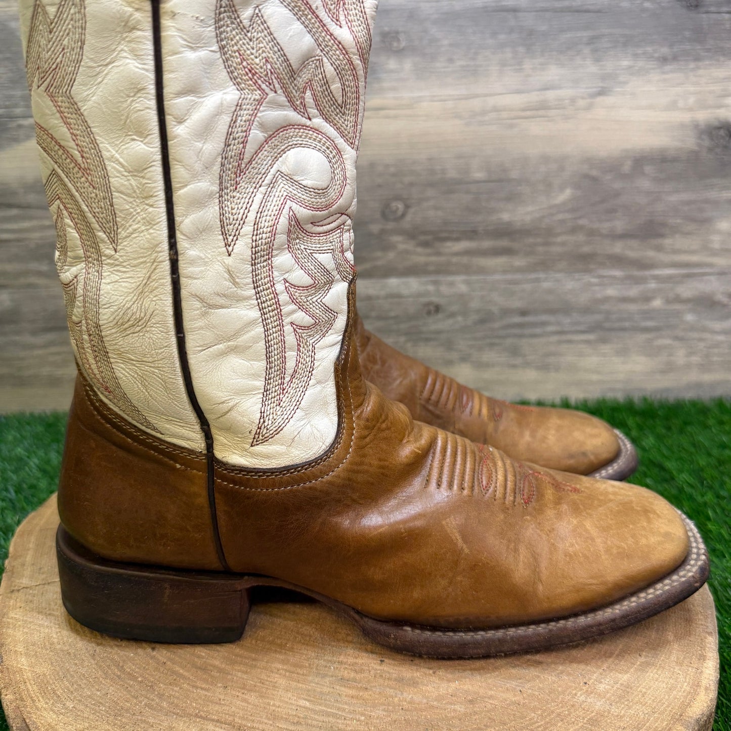 Resistol Ranch Women - Size 8B - Tan/White Square Toe Cowboy Boots M3603