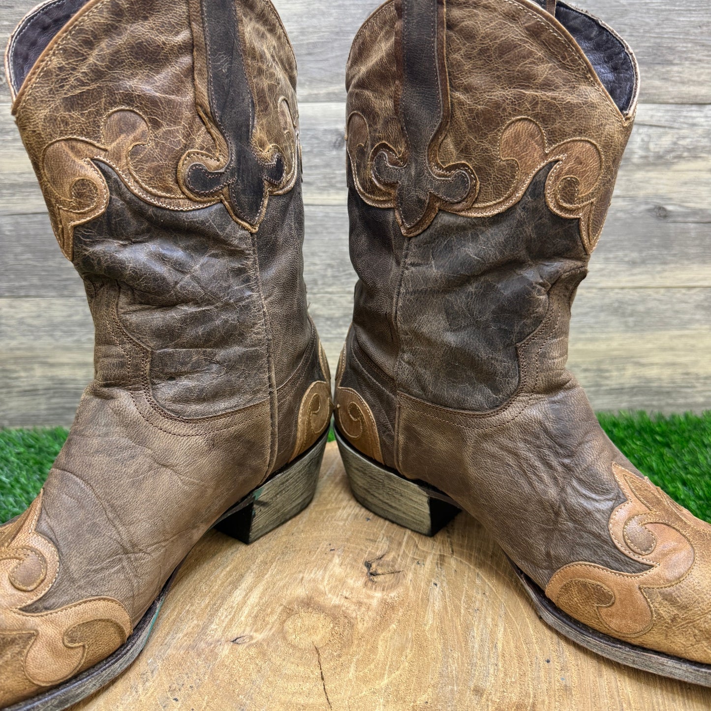 Lane Women - Size 10 - Brown Lexington Snip Toe Cowboy Boots Style LB0022C