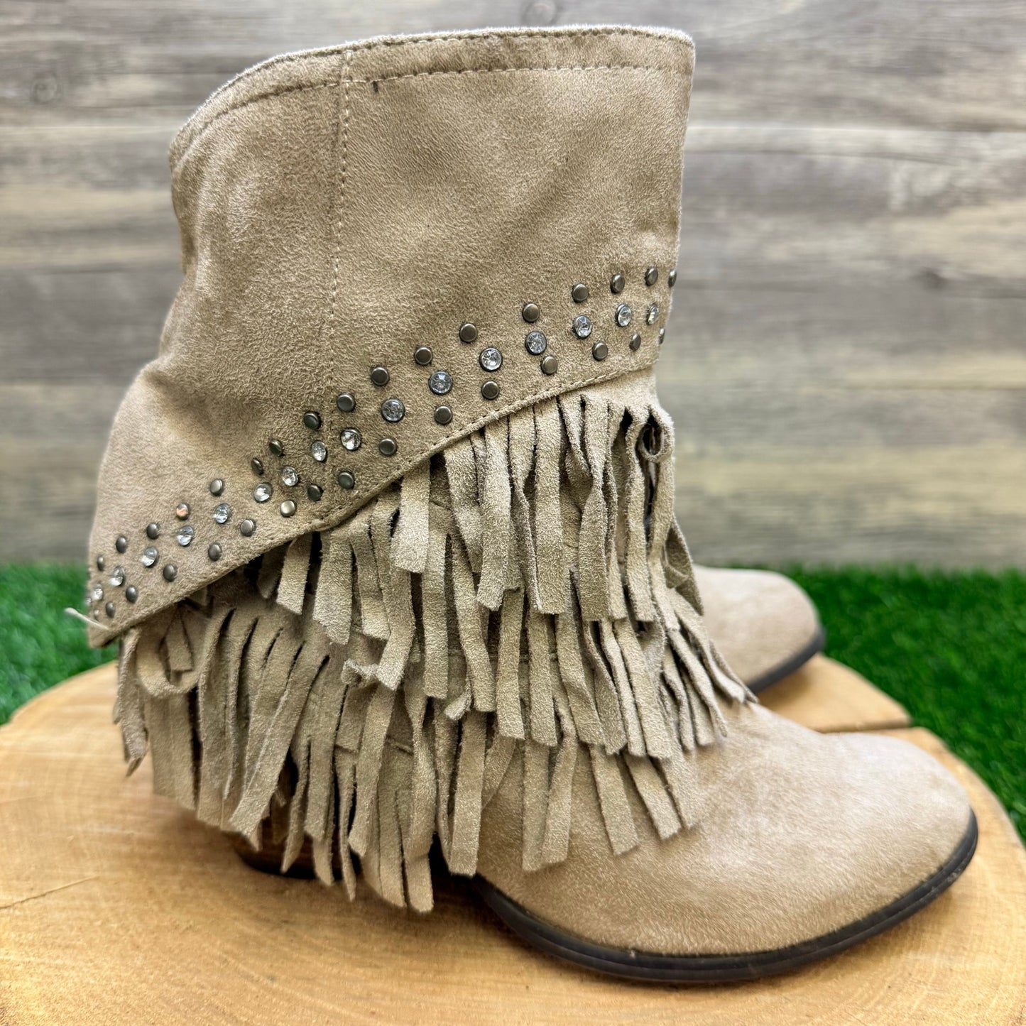 Not Rated Women - Size 8 - Tan Fringe Studded Faux Suede Boots 277