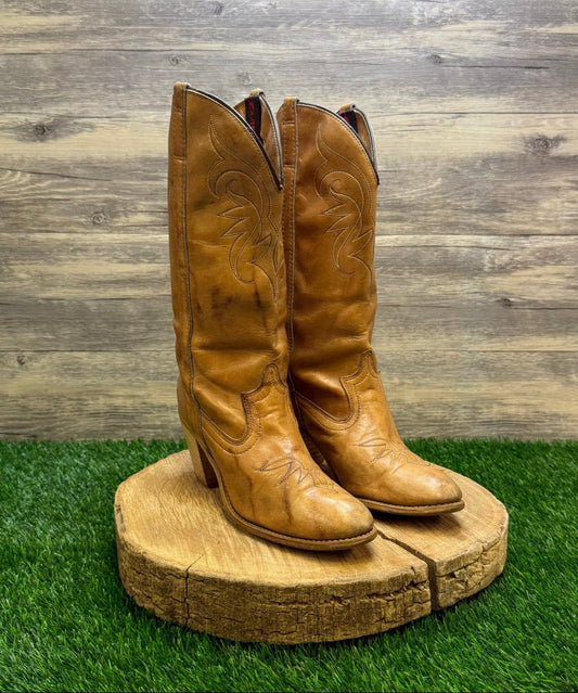 Dingo Women - Size 8 - Vintage Marbled Tan High Heeled Cowboy Boots Style 7316