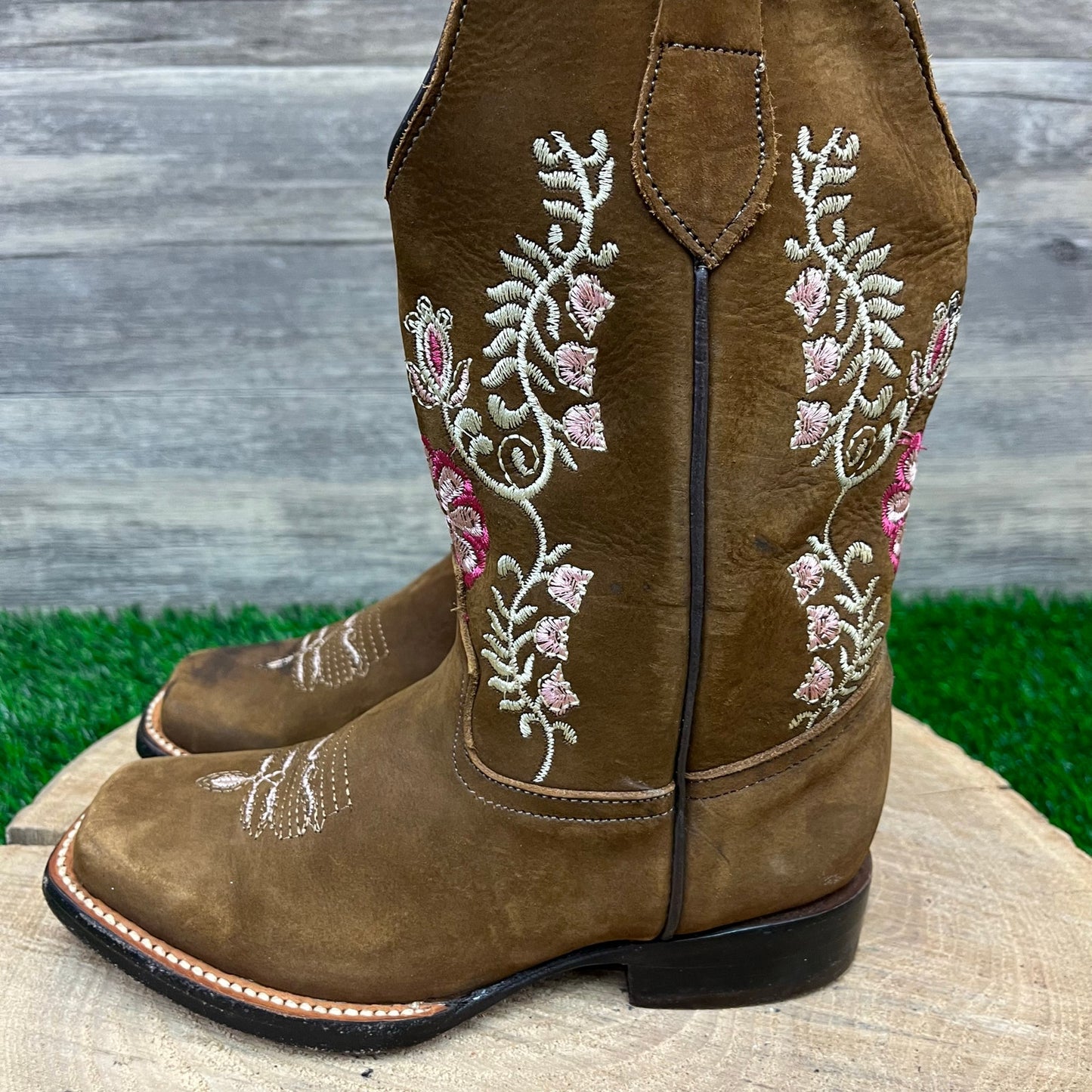 Nicasio Youth - Size 2 - Brown Suede Floral Square Toe Cowboy Boots