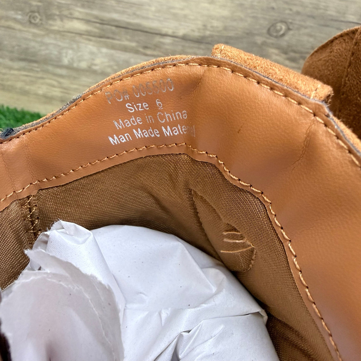 Tru Comfort Foam Women - Size 6 - Tan Short Faux Suede Ankle Boots