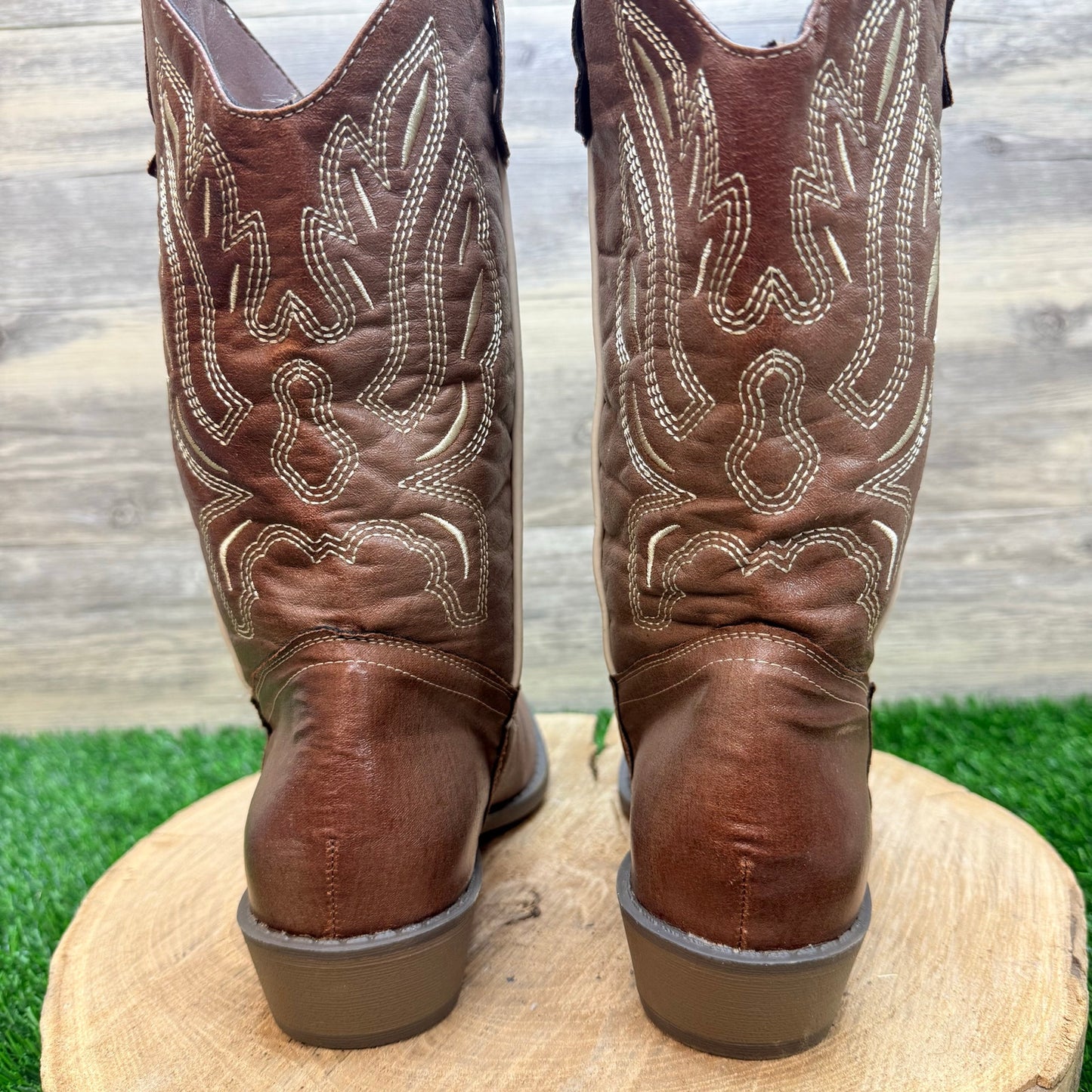Unknown Women - Size 7.5 - Brown Faux Leather Cowboy Boots