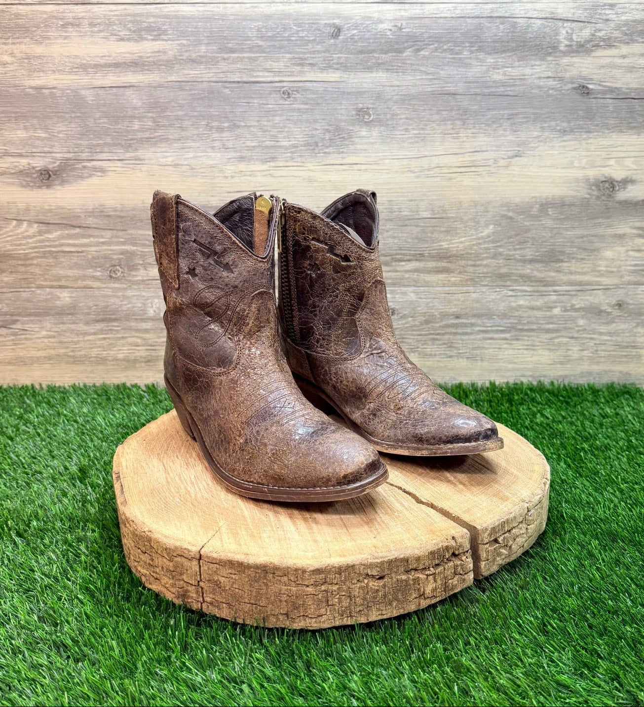 Steven Women - Size 8 - Distressed Brown Star Ankle Zipper Boots by Steve Madden
