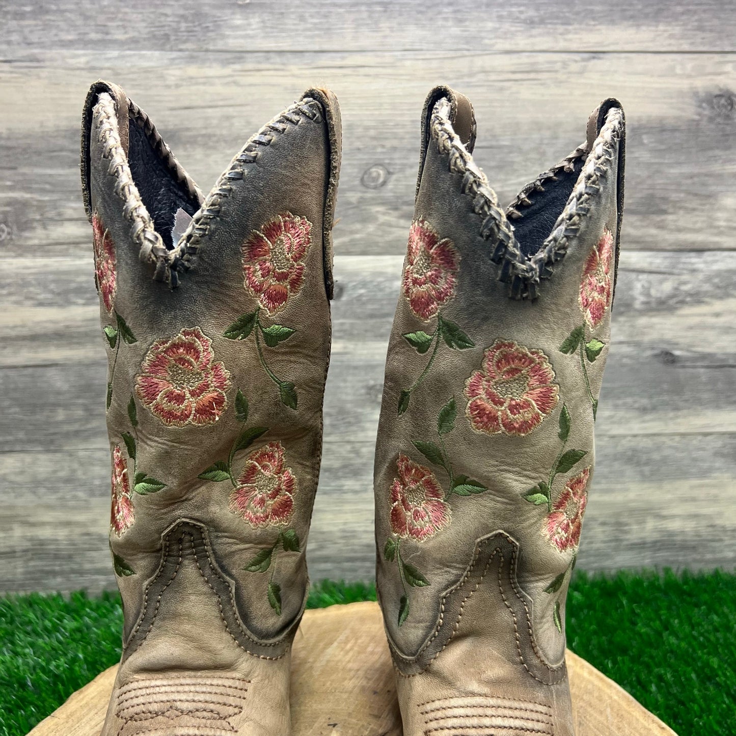 Liberty Black Women - Size 6 - Distressed Brown Nina Rose Cowboy Boots