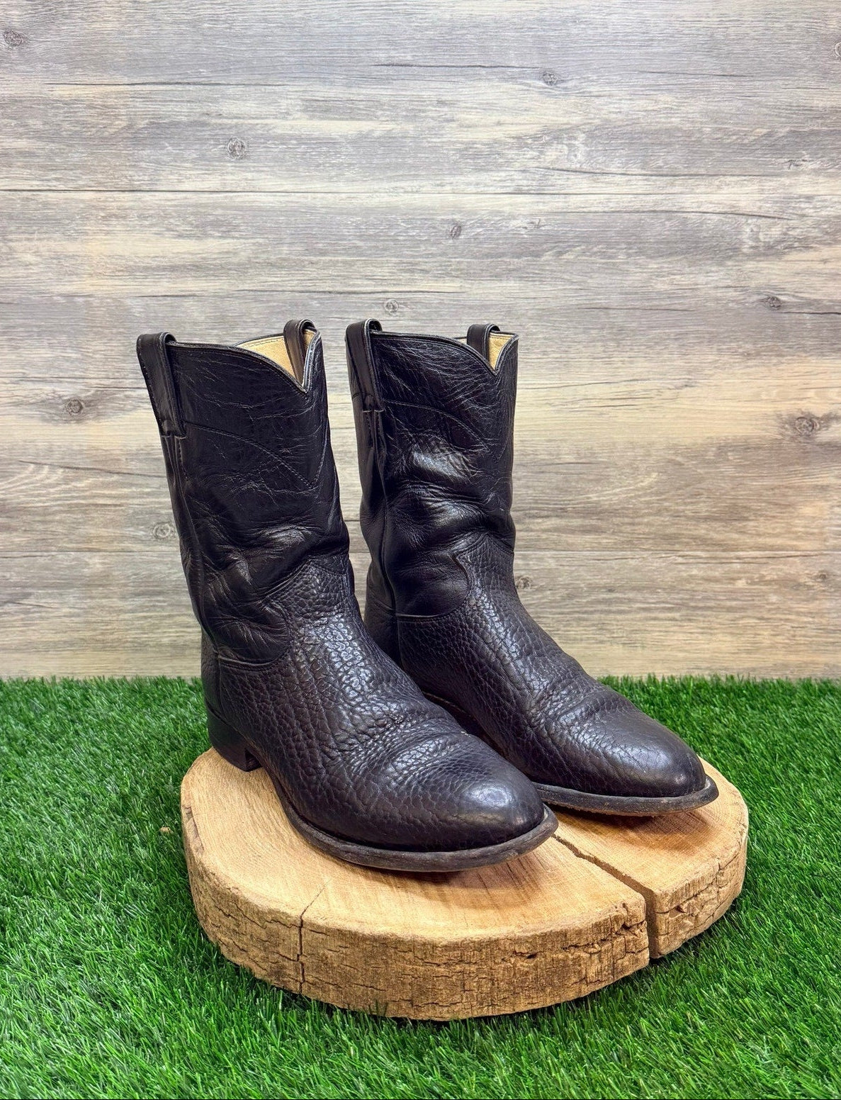 Justin Men - Size 10.5D - Vintage Black Bull Shoulder Cowboy Boots 3202