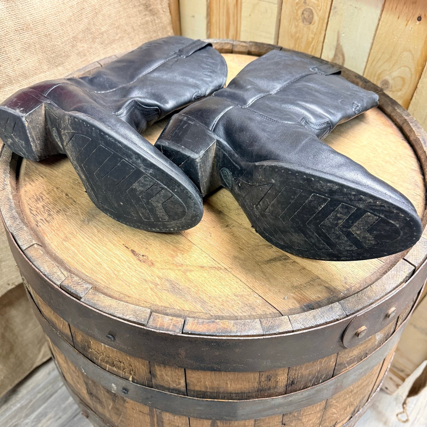Ariat Men - Size 11EE - Black Heritage R Toe Cowboy Boots 10002192