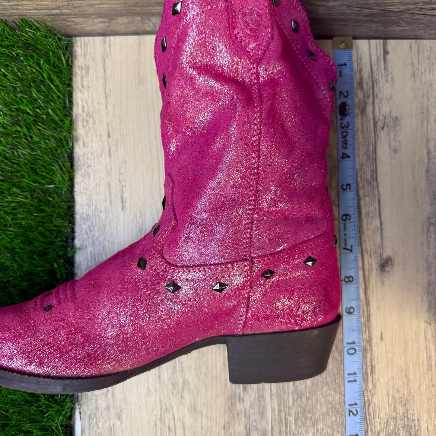 Ariat Youth - Size 6 - Pink Studded Snip Toe Cowboy Boots Style 10012798