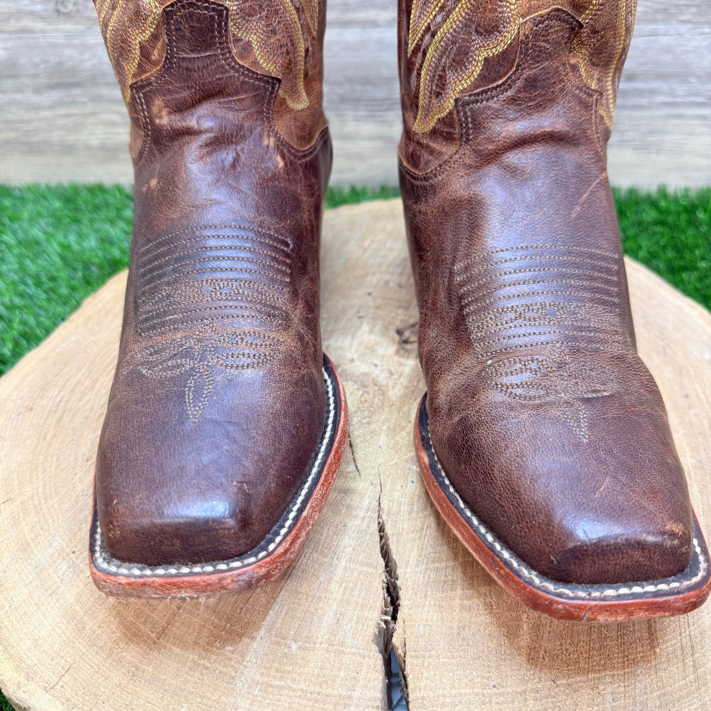Justin Women - Size 7.5M - Chocolate Square Toe Western Cowboy Boots L2680