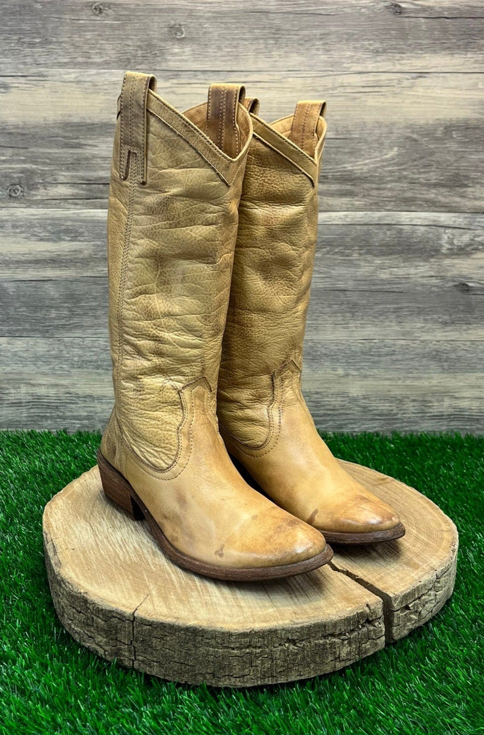 Frye Women - Size 5.5B - Sand Color Soft Leather Cowboy Boots Style 77685