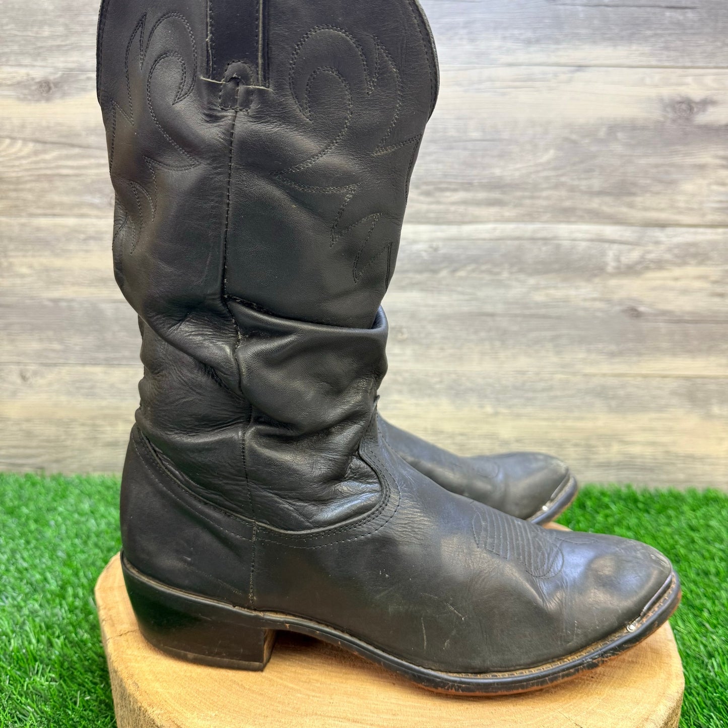 Durango Men - Size 9.5D - Black Leather Cowboy Boots SW549