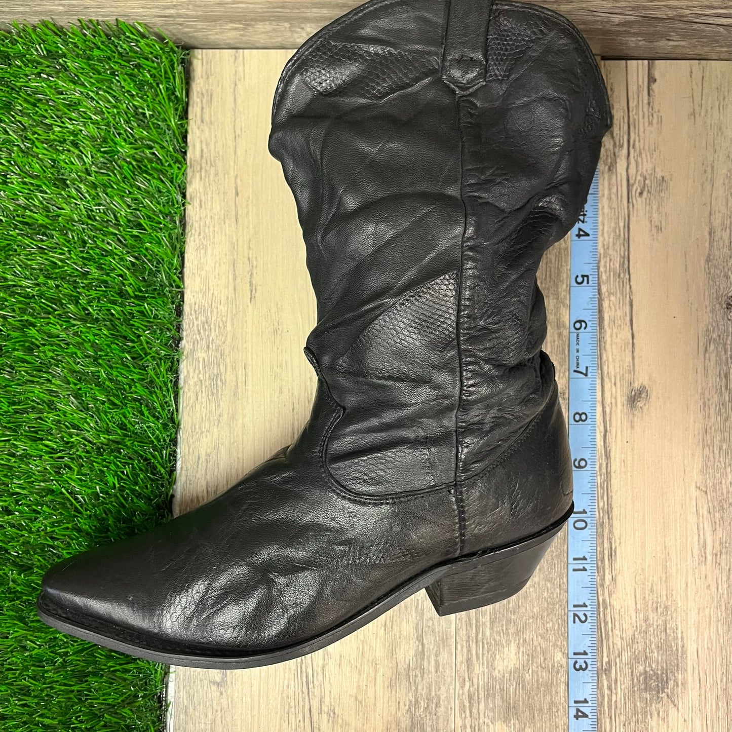 Dingo Women - Size 8M - Vintage Black Soft Leather Slouch Boots Style 5107