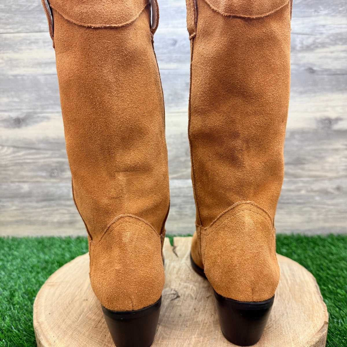 Unknown Women - Size 10 - Tan Suede Cowboy Boots