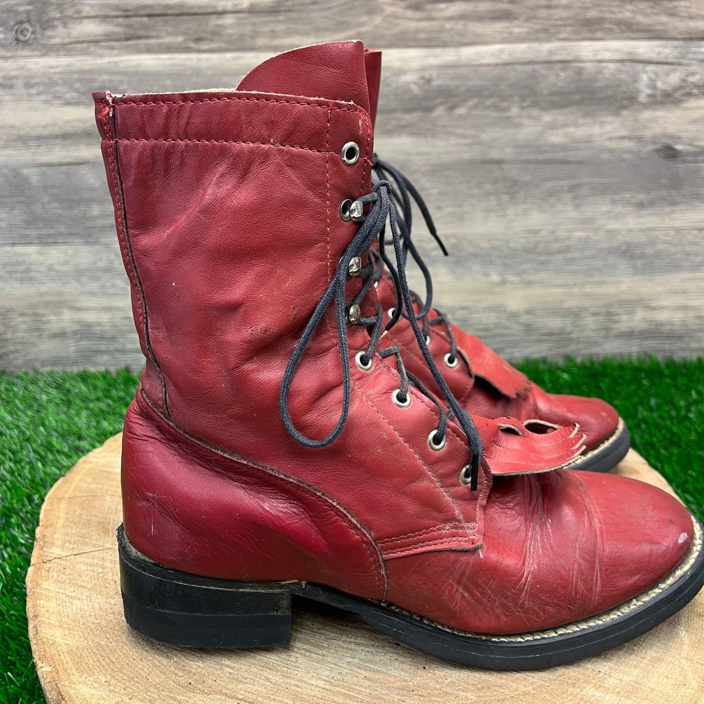 Unknown Women - Size 6M - Vintage Red Lace Up Cowboy Boots Style 18099