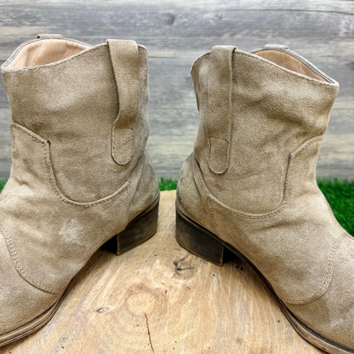 Jolimall Women - Size 8 - Tan Faux Leather Ankle Boots