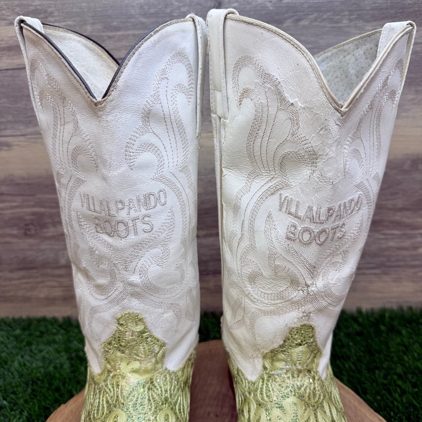 Villalpando Women - Size 8.5 - White / Green Lace Pointed Mexico Cowboy  Boots