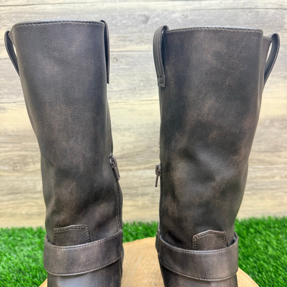 Time and Tru Women - Size 6.5 - Brown Faux Leather Moto Cowboy Boors 56514