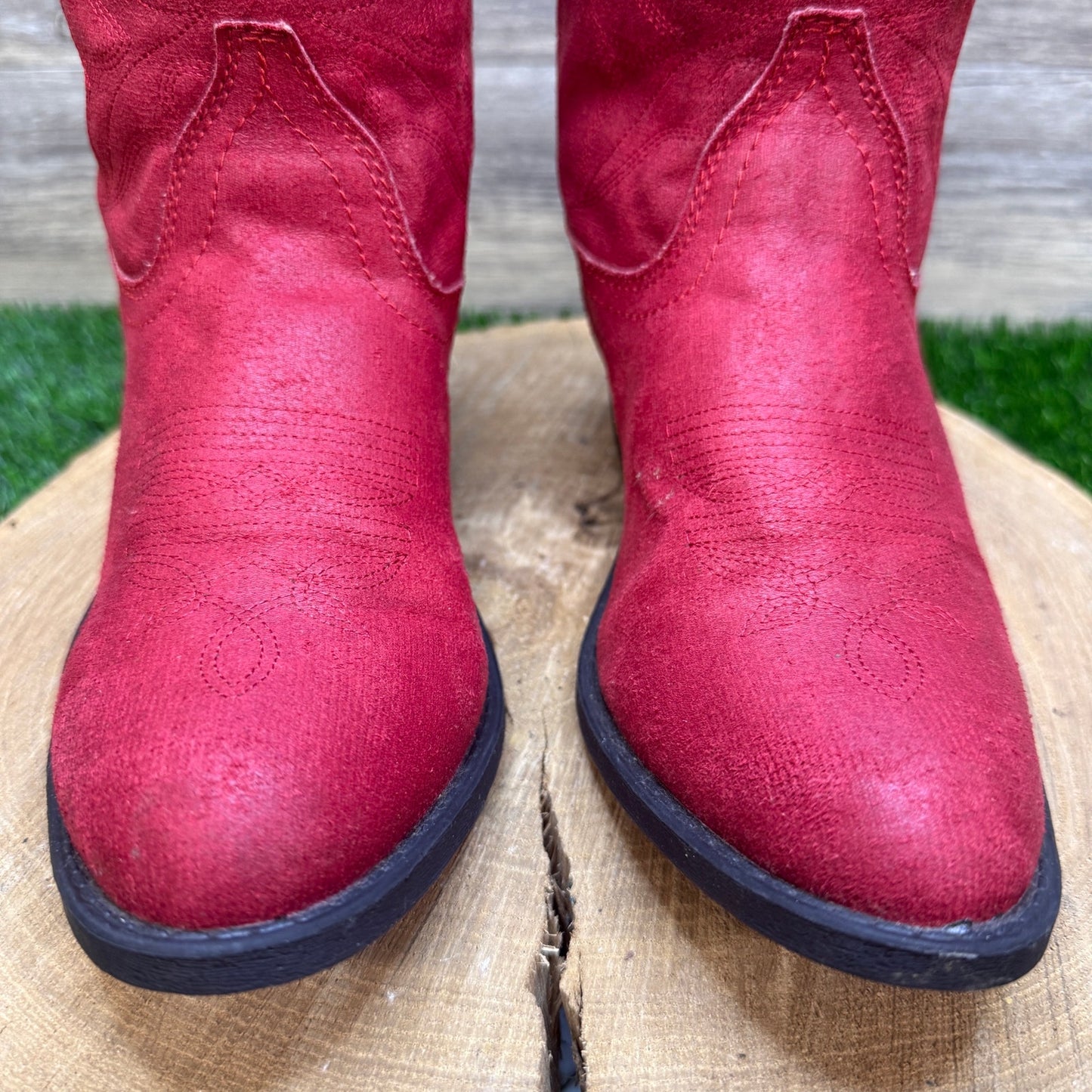Rampage Women - Size 8M - Red Faux Suede Western Cowboy Boots Style Walden